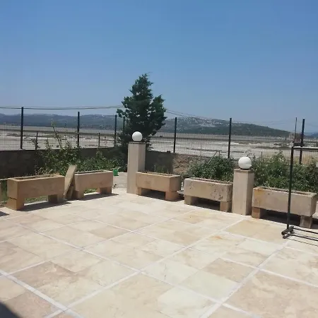 Green House Bogazici-dodo House מלון Bogazici