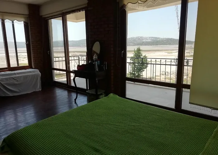 Green House Bogazici-dodo House Отель Богазычи